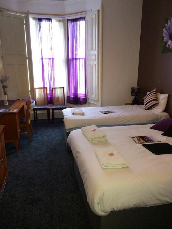 Edinburgh Thistle Guest House ภายนอก รูปภาพ