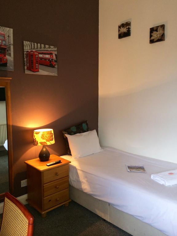 Edinburgh Thistle Guest House ภายนอก รูปภาพ
